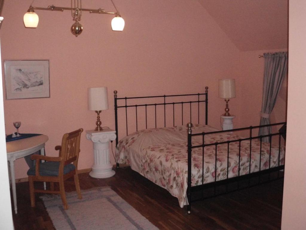 Schlosshotel Bredenfelde 4* Bredenfelde